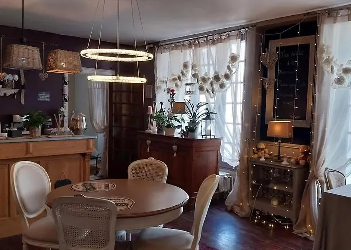 Le 7 Pompadour