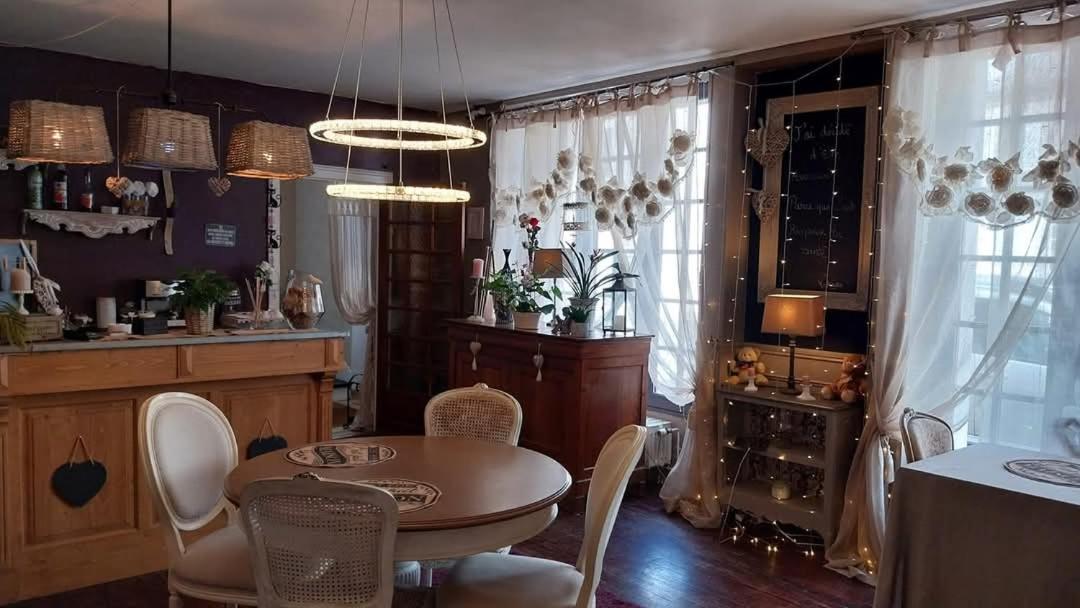 Le 7 Pompadour Arnac-Pompadour